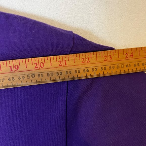 Space Jam Tornado Taz Tasmanian T Shirt Purple Short Sleeve Retro - Picture 5 of 8